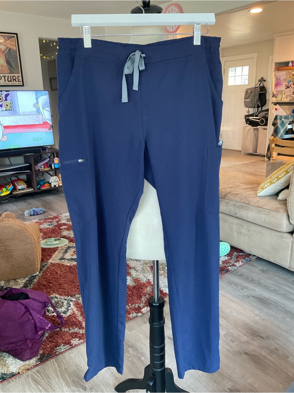 🩺FIGS Technical Collection Navy Blue Scrub Pants Size Medium